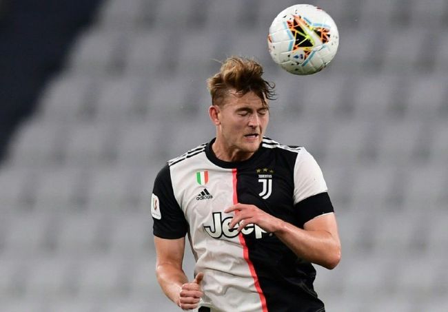 阿森纳2-0领先朗斯第24分钟，马丁内利左路弧线球兜射，门将将球扑倒萨卡身上，萨卡进球，阿森纳3-0领先朗斯第28分钟，马丁内利左路得球盘带内切，这次的兜射有了！